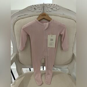 Kyte BABY NWT Size 0~3 Mth Zippered Footie Blush